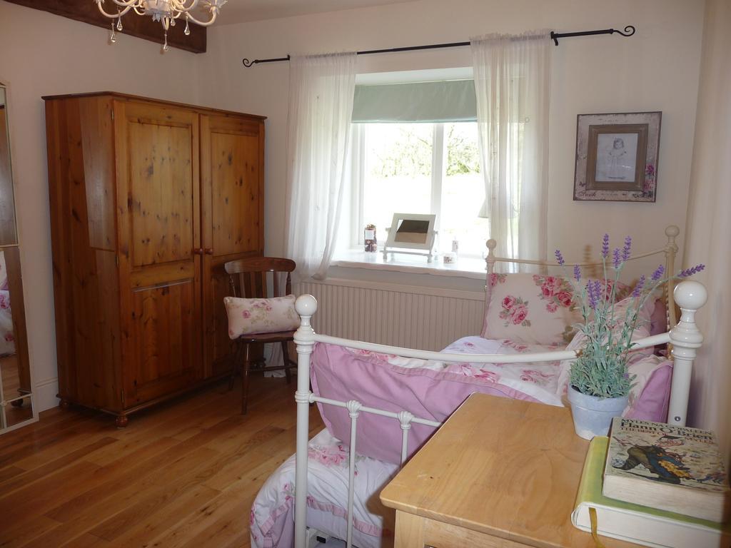 Hawthorn Cottage Гринкасл Номер фото